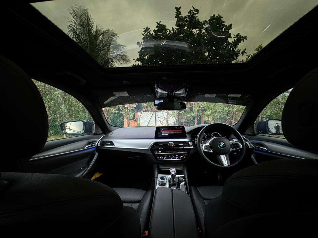 Rent a BMW 530i-NM Luxury Car Rental Service in Kuala Lumpur Exotic Car Rental Malaysia Luxury Car Rental Malaysia (6)