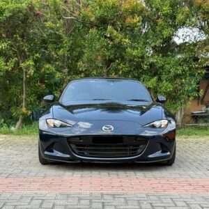 Rent a Mazda MX5