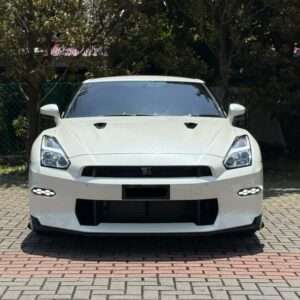 Rent a Nissan GTR R35 2024